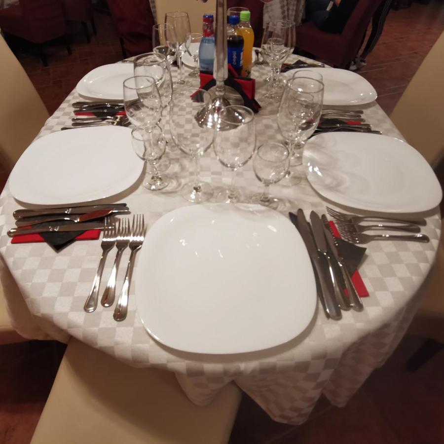 Pensiunea Rasnov Exteriör bild