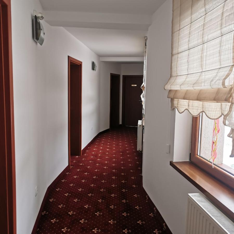 Pensiunea Rasnov Exteriör bild