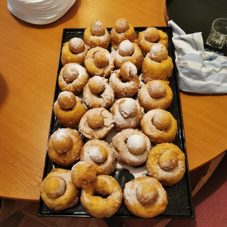 Pensiunea Rasnov Exteriör bild